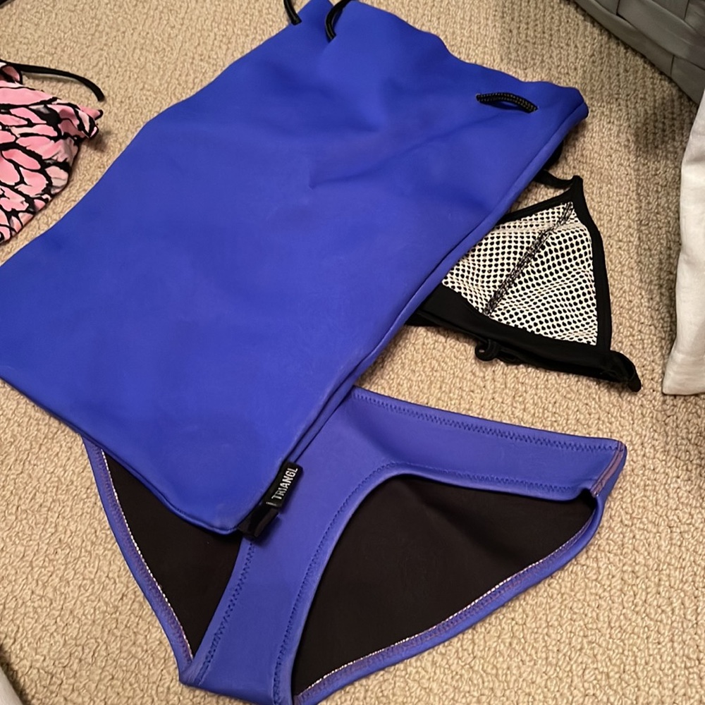 Triangl Bikini Set - Picture 4 of 4